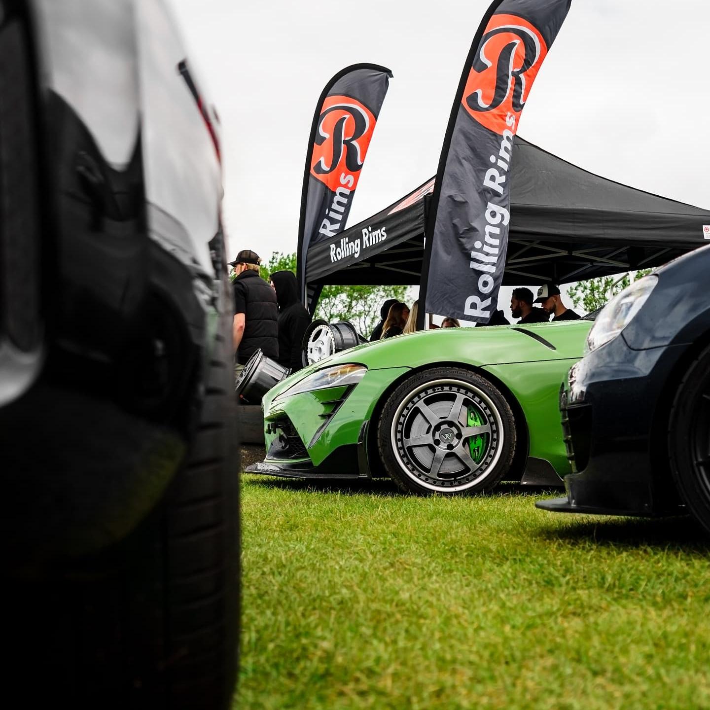 ภาพอ้างอิงสีฟิล์ม Gloss Racing Green Car Vinyl Wrap PET รหัส D8009 — ภาพที่ 6