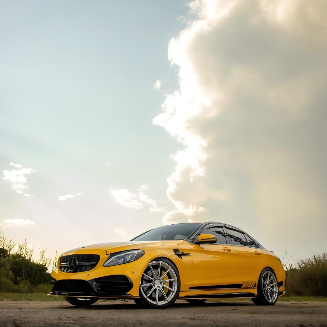 ภาพอ้างอิงสีฟิล์ม Gloss Metallic Golden Yellow Car Vinyl Wrap PET BMW Mercedes Benz รหัส 3010 — ภาพที่ 8