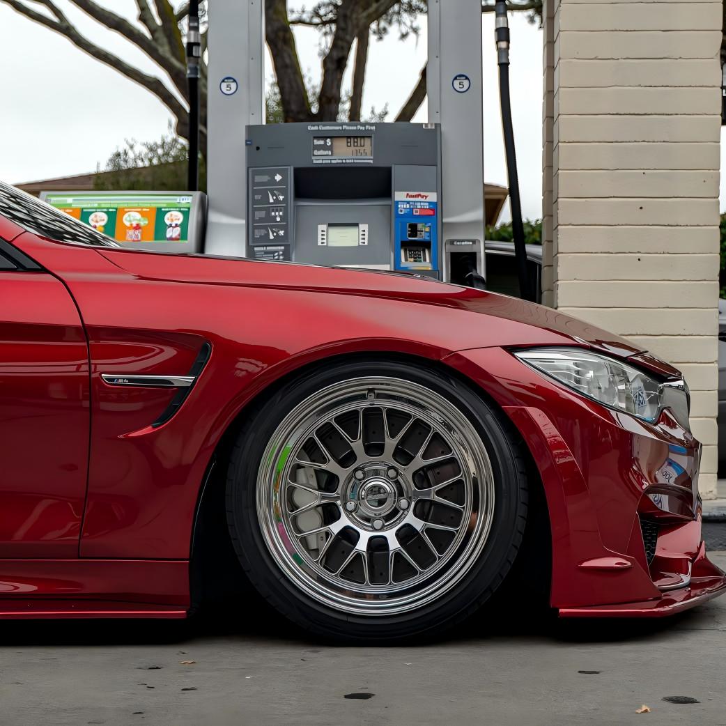 ภาพอ้างอิงสีฟิล์ม Gloss Metallic Cherry Red Car Vinyl Wrap PET รหัส D7016 — ภาพที่ 5