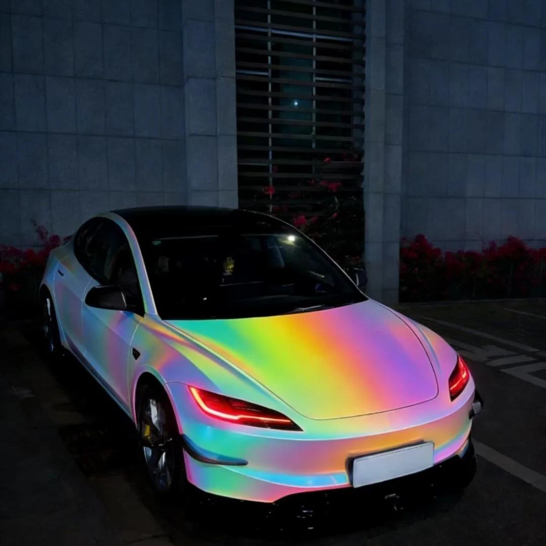 ภาพอ้างอิงสีฟิล์ม Tiffany Blue Prismatic Rainbow Reflective Holographic Car Wrap รหัส 1051 — ภาพที่ 3