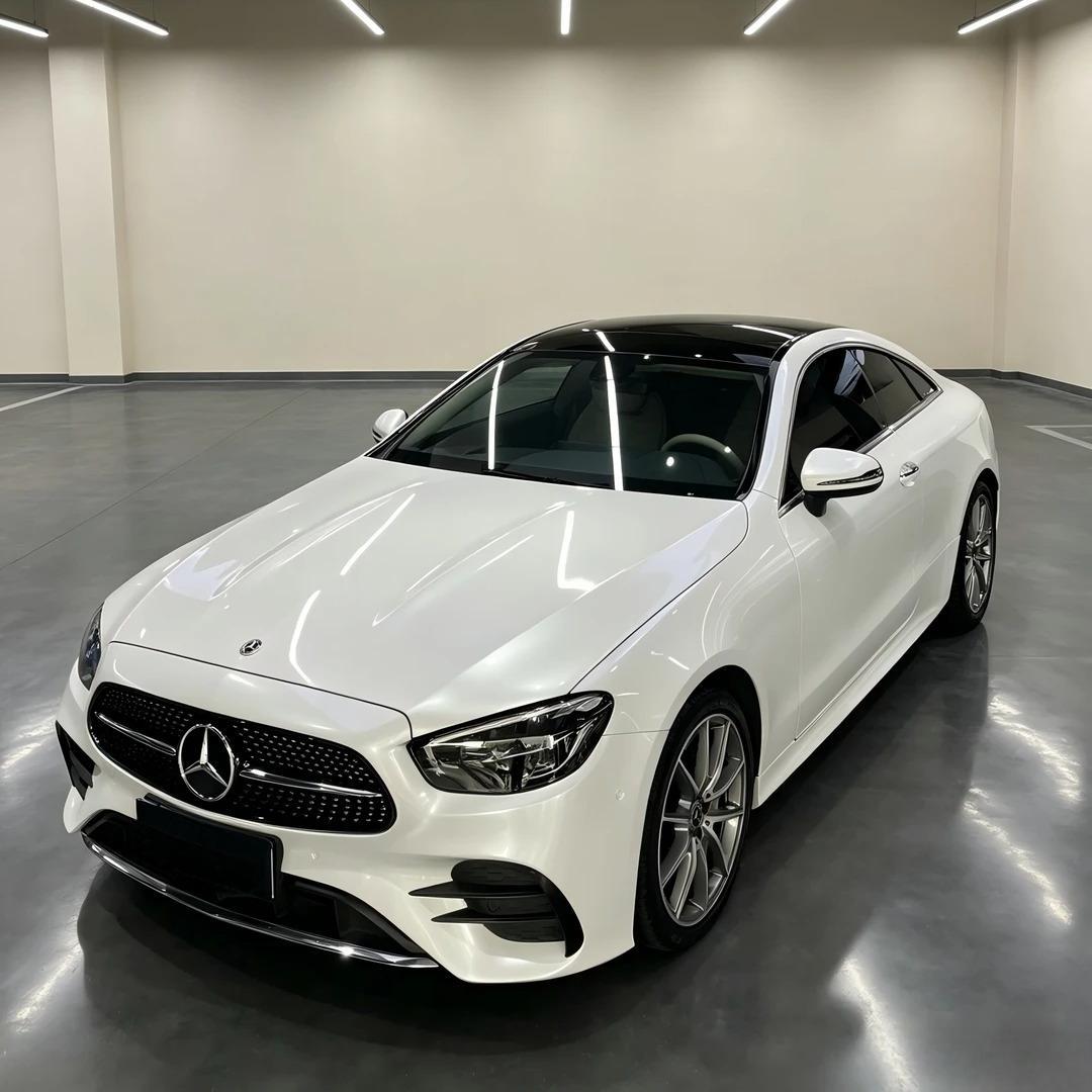 ภาพอ้างอิงสีฟิล์ม Glossy Shell White Car Vinyl Wrap Audi Tesla PET รหัส 5005 — ภาพที่ 5