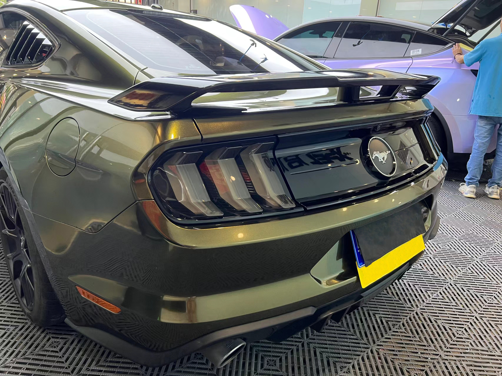 Gloss Metallic Midnight Gold Car Vinyl Wrap PET review Bob Brockway 03