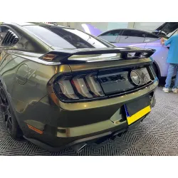 Gloss Metallic Black Gold Car Vinyl Wrap review Bob Brockway 04