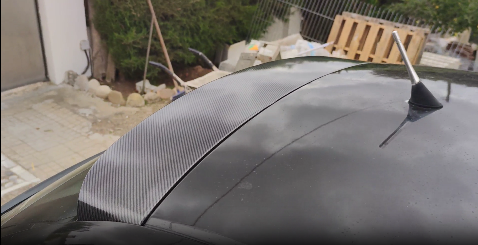 4D Best Carbon Seller - Gloss Black Carbon Fiber Car Vinyl Wrap review Lionel R. 02