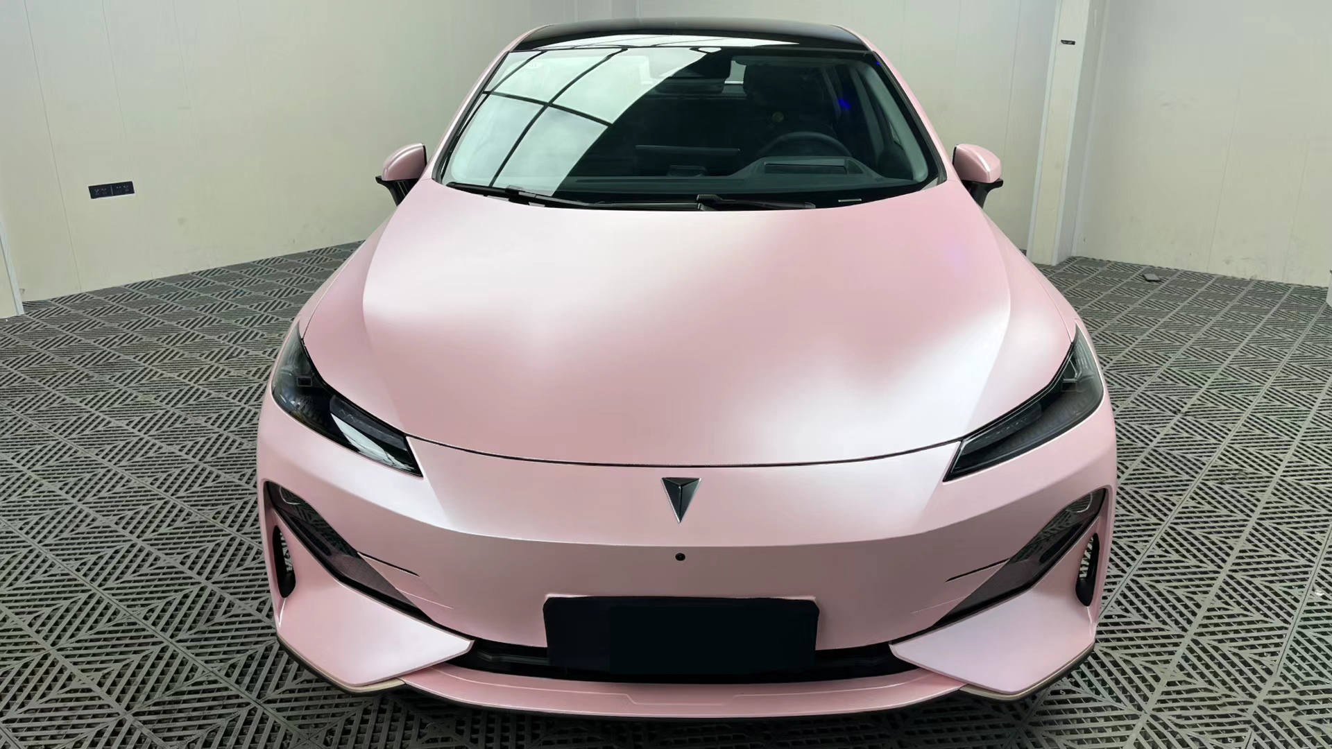 Matte Metallic Pearl Pink Car Vinyl Wrap PET review Mr. Gerald Oates 01