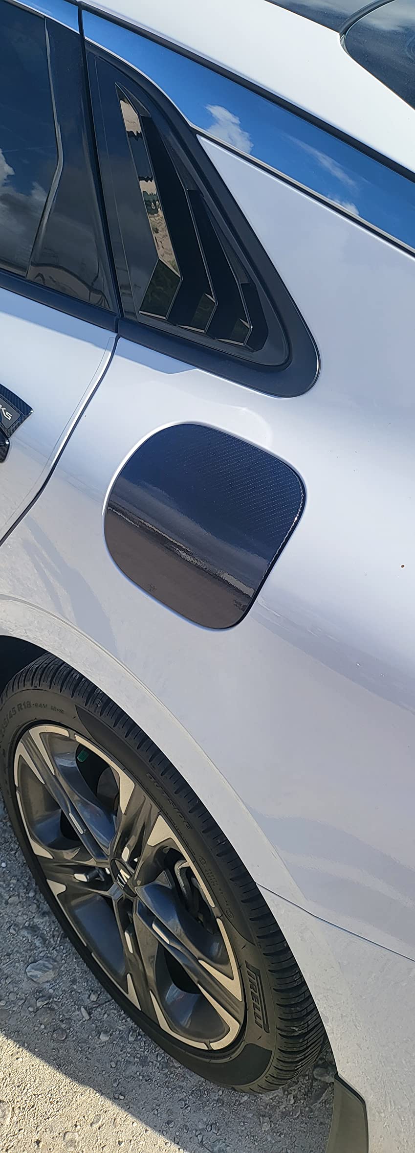 4D Best Carbon Seller - Gloss Black Carbon Fiber Car Vinyl Wrap review James B. 01