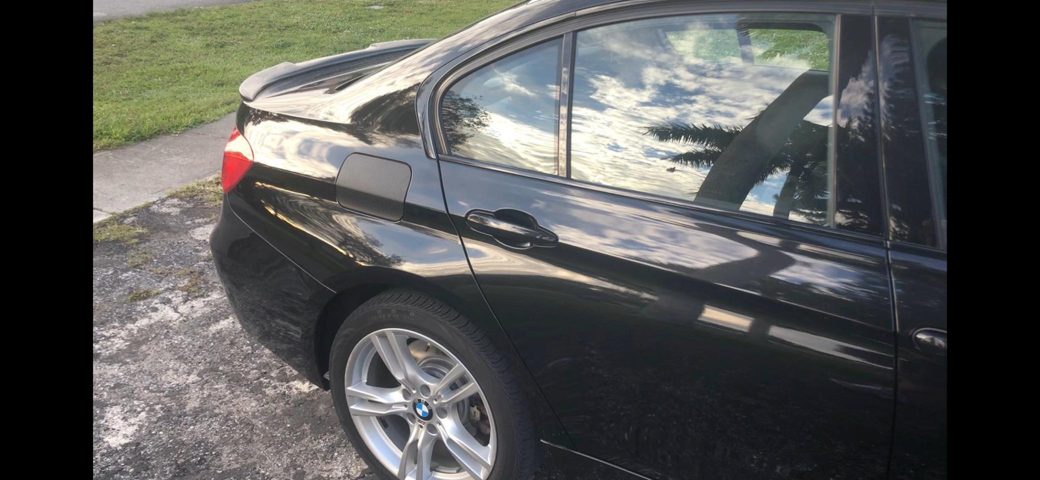 Matte Carbon Fiber Car Vinyl Wrap review Seaver Jackson 01