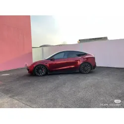Gloss Vampire Red Car Vinyl Wrap review That Guy 01