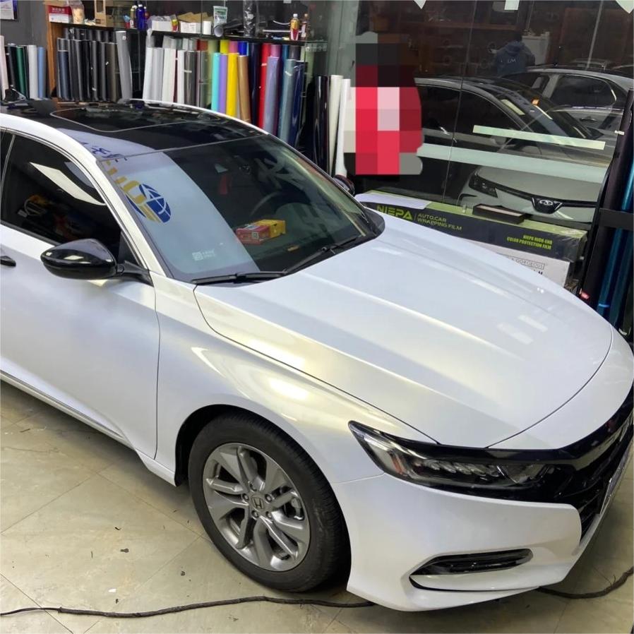 Gloss Metallic Chameleon Gold White Car Vinyl Wrap Audi PET review Meg 01