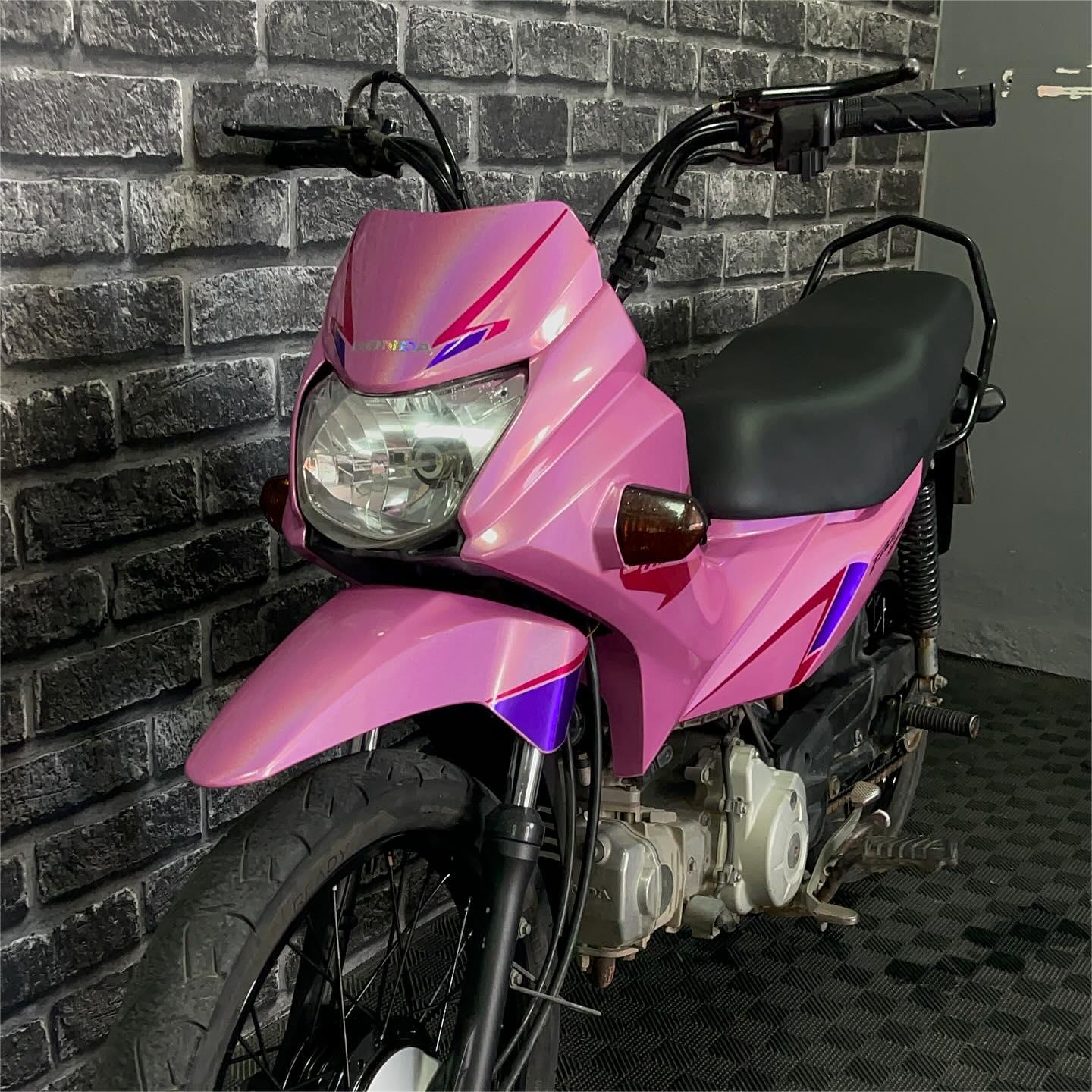 Gloss Metallic Rainbow Laser Pink Car Vinyl Wrap review Amy 00