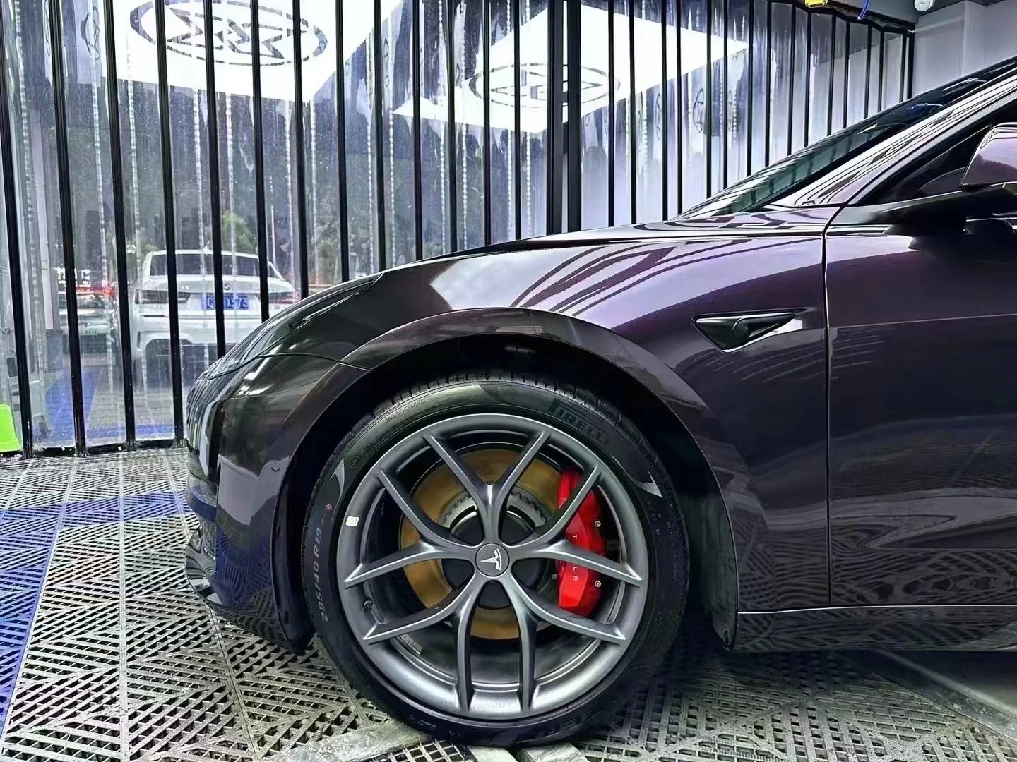 Gloss Metallic Gentian Purple Car Vinyl Wrap  PET review Tina 01