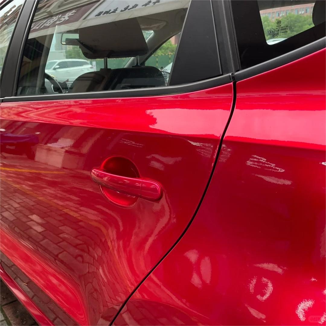 Ultra Gloss Metallic Vampire Red Vinyl Car Wrap review 3