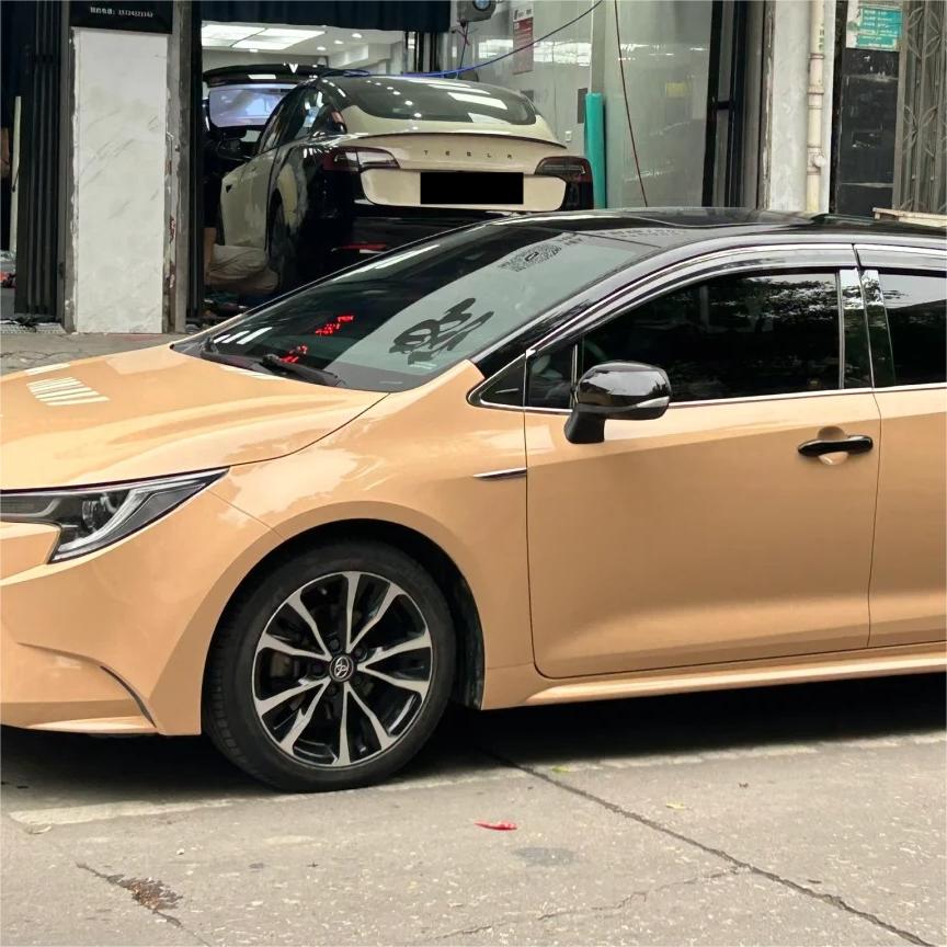 Gloss AMG Desert Yellow Car Vinyl Wrap PET review Carter 02