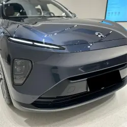 Gloss Metallic Navy Blue Car Vinyl Wrap review Crescenzi 03