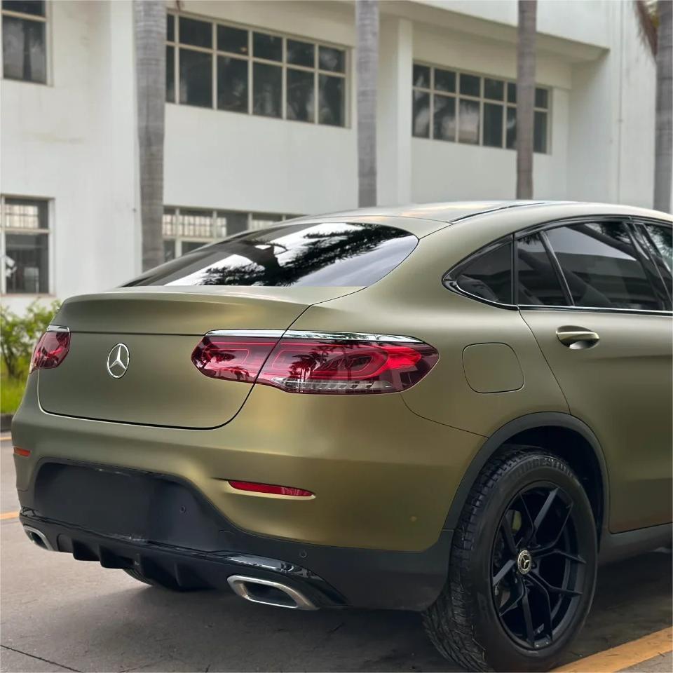 Matte Metallic Lighting Green Car Vinyl Wrap PET review Profession 02