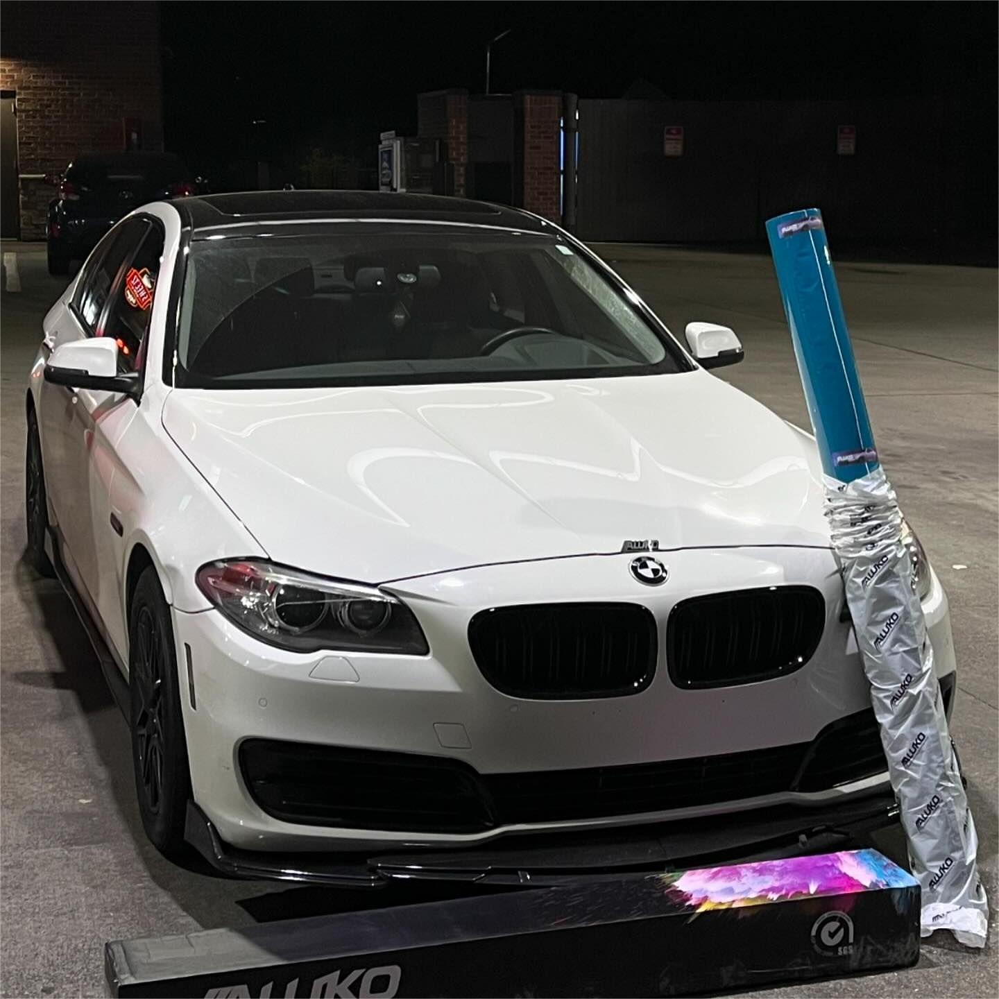 Gloss Miami Blue Car Vinyl Wrap Porsche PET review Alban 05