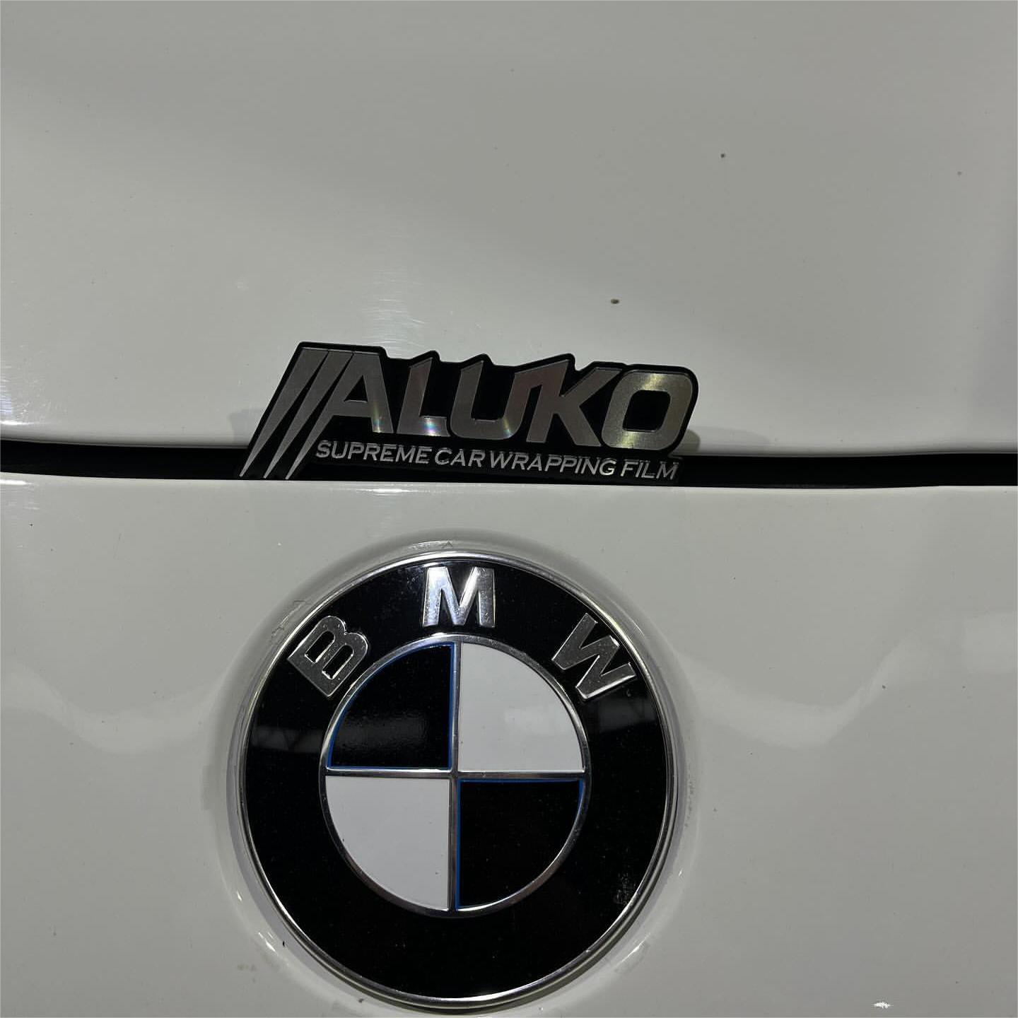 Gloss Miami Blue Car Vinyl Wrap Porsche PET review Alban 04