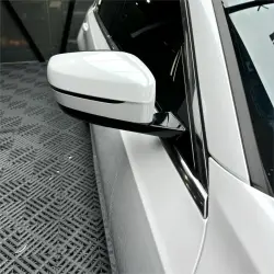 Glossy Shell White Car Vinyl Wrap Audi Tesla review Sample 02