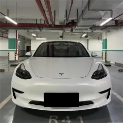 Glossy Shell White Car Vinyl Wrap Audi Tesla review Simple 02