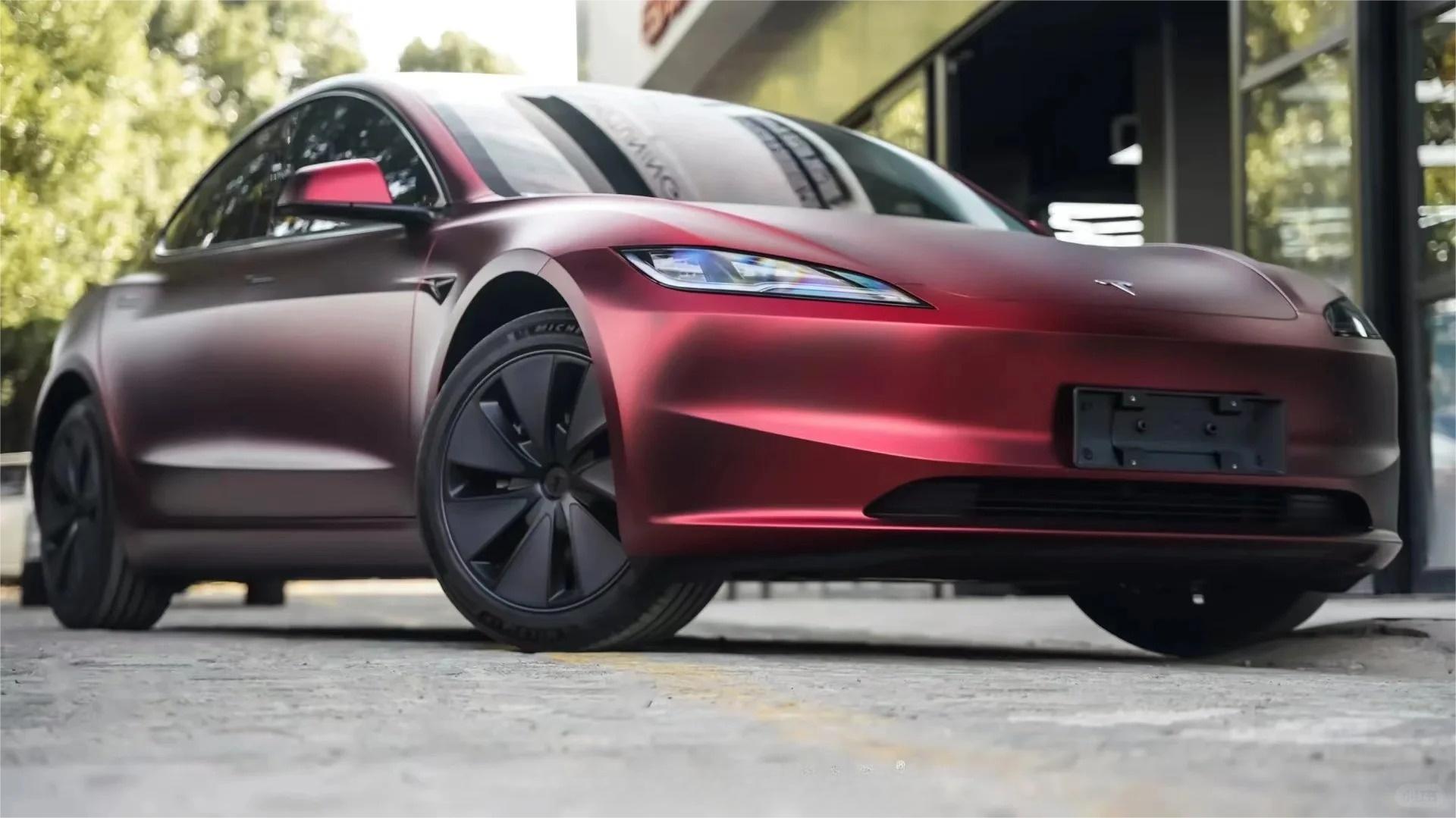 Satin Chrome Metallic Romanee Red Car Vinyl Wrap  review Sean 01