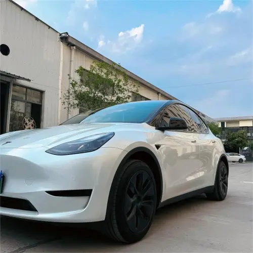 Glossy Shell White Car Vinyl Wrap Audi Tesla PET review 