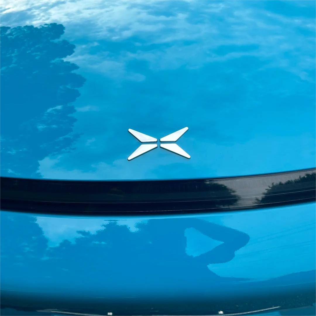 Gloss Miami Blue Car Vinyl Wrap Porsche PET review White 05