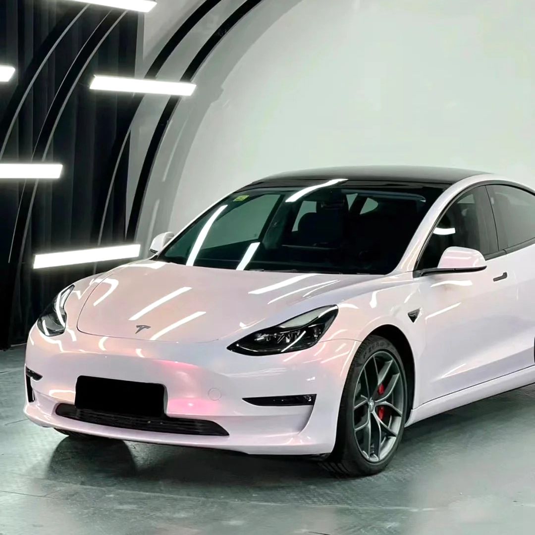 Gloss Metallic Chameleon Diamond Pollen Pink White Car Vinyl Wrap review ANNA 01