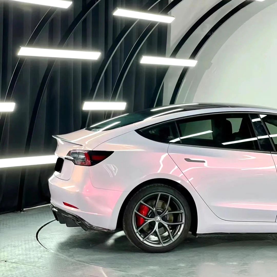 Gloss Metallic Chameleon Diamond Pollen Pink White Car Vinyl Wrap review ANNA 03