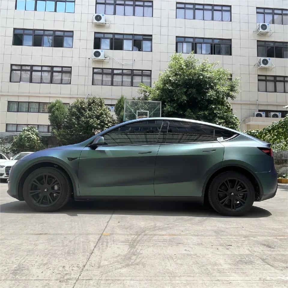 Matte Diamond Aurora Green Car Vinyl Wrap review Diamond 03