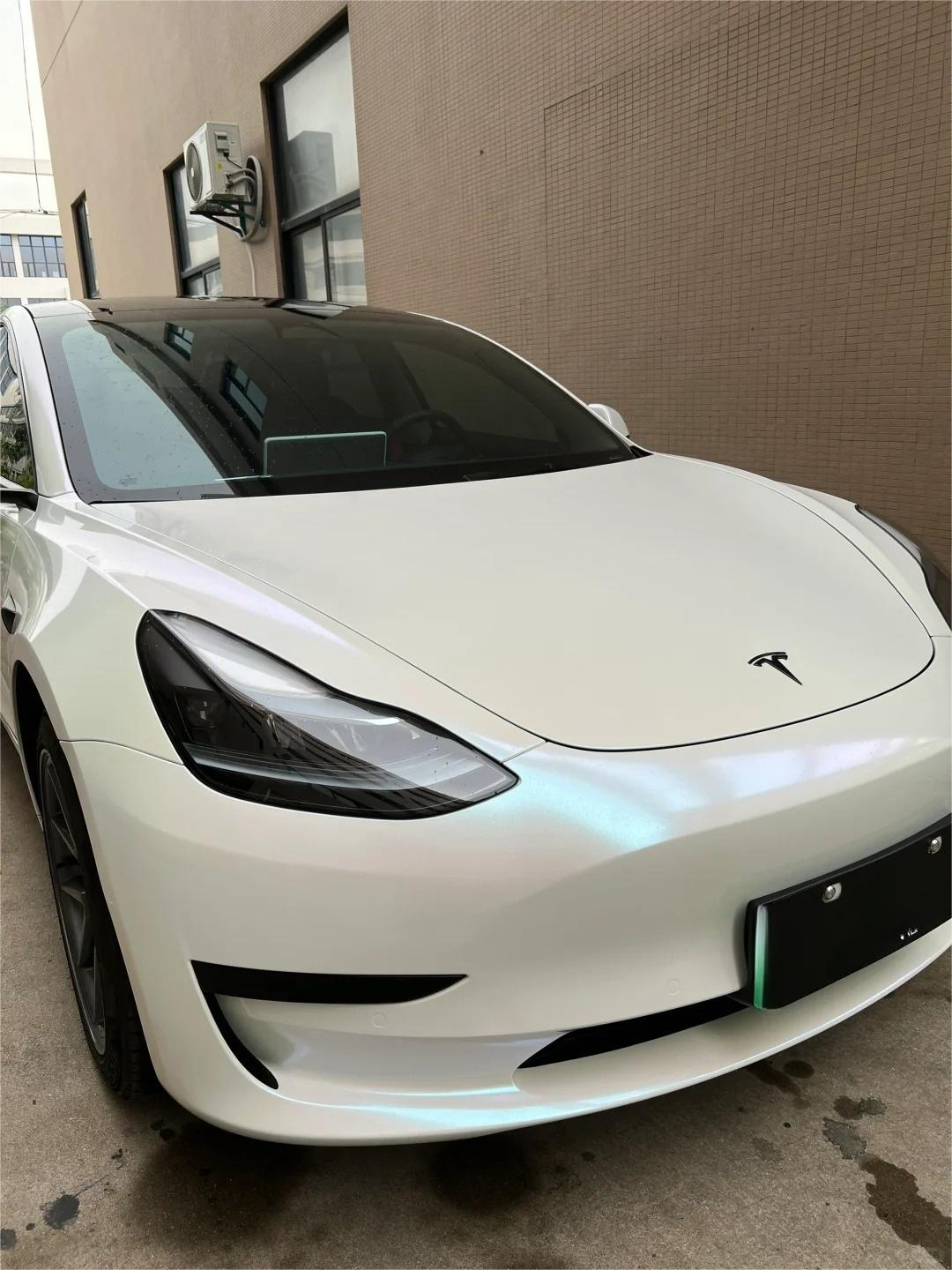 Gloss Metallic Chameleon Diamond Blue White Car Vinyl Wrap PET review Sam 01