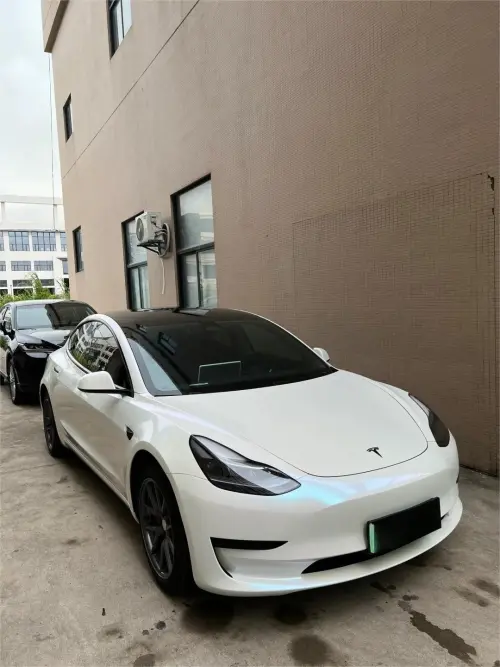 Gloss Metallic Chameleon Diamond Blue White Car Vinyl Wrap PET review 