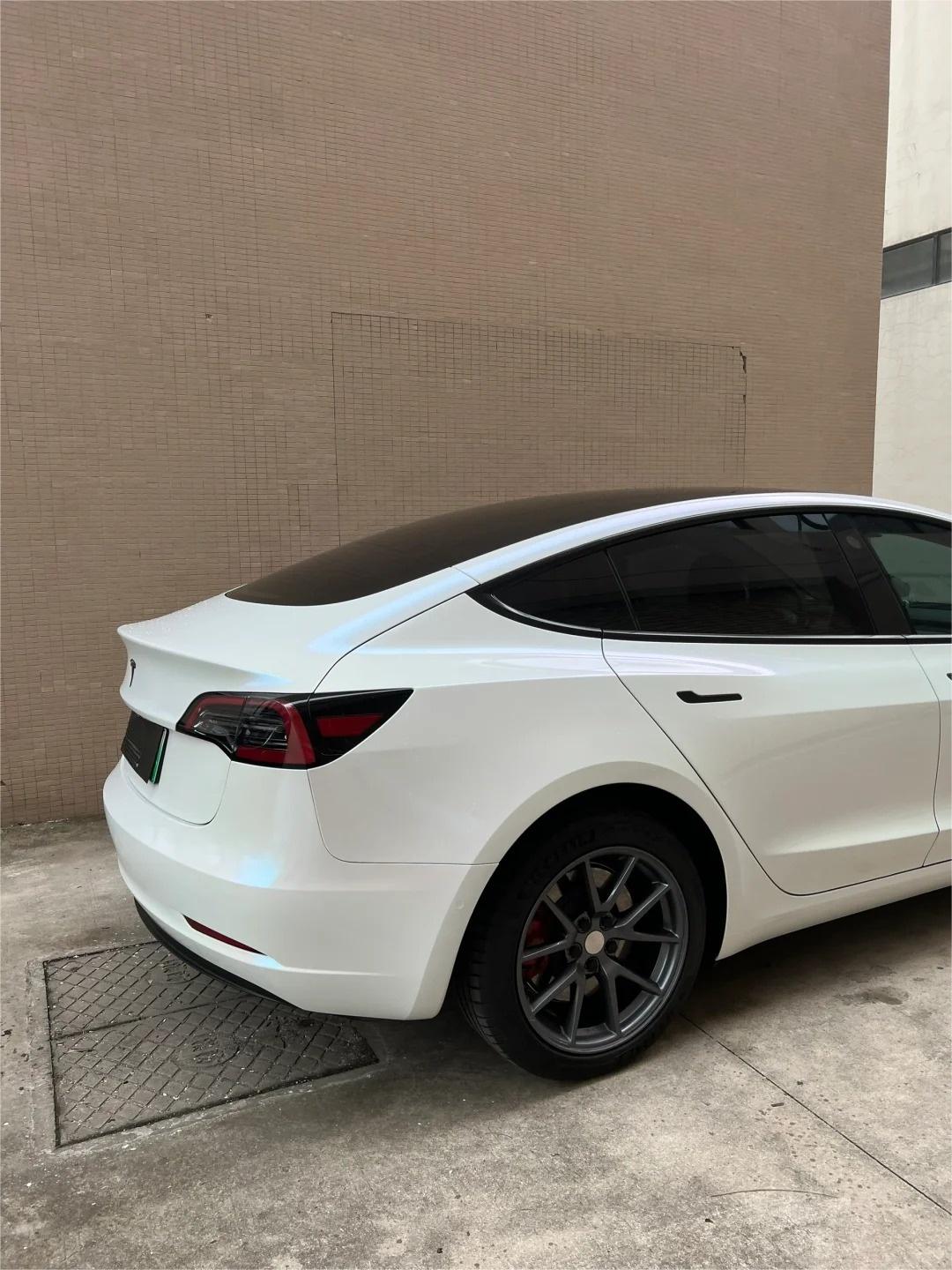 Gloss Metallic Chameleon Diamond Blue White Car Vinyl Wrap PET review Sam 02