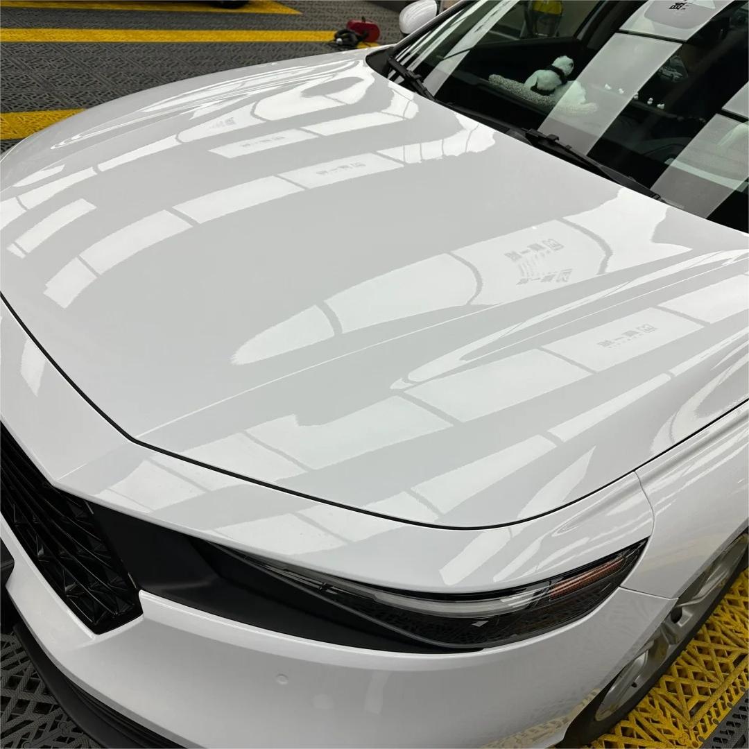 Gloss Crystal White Car Vinyl Wrap  review Crystal 01