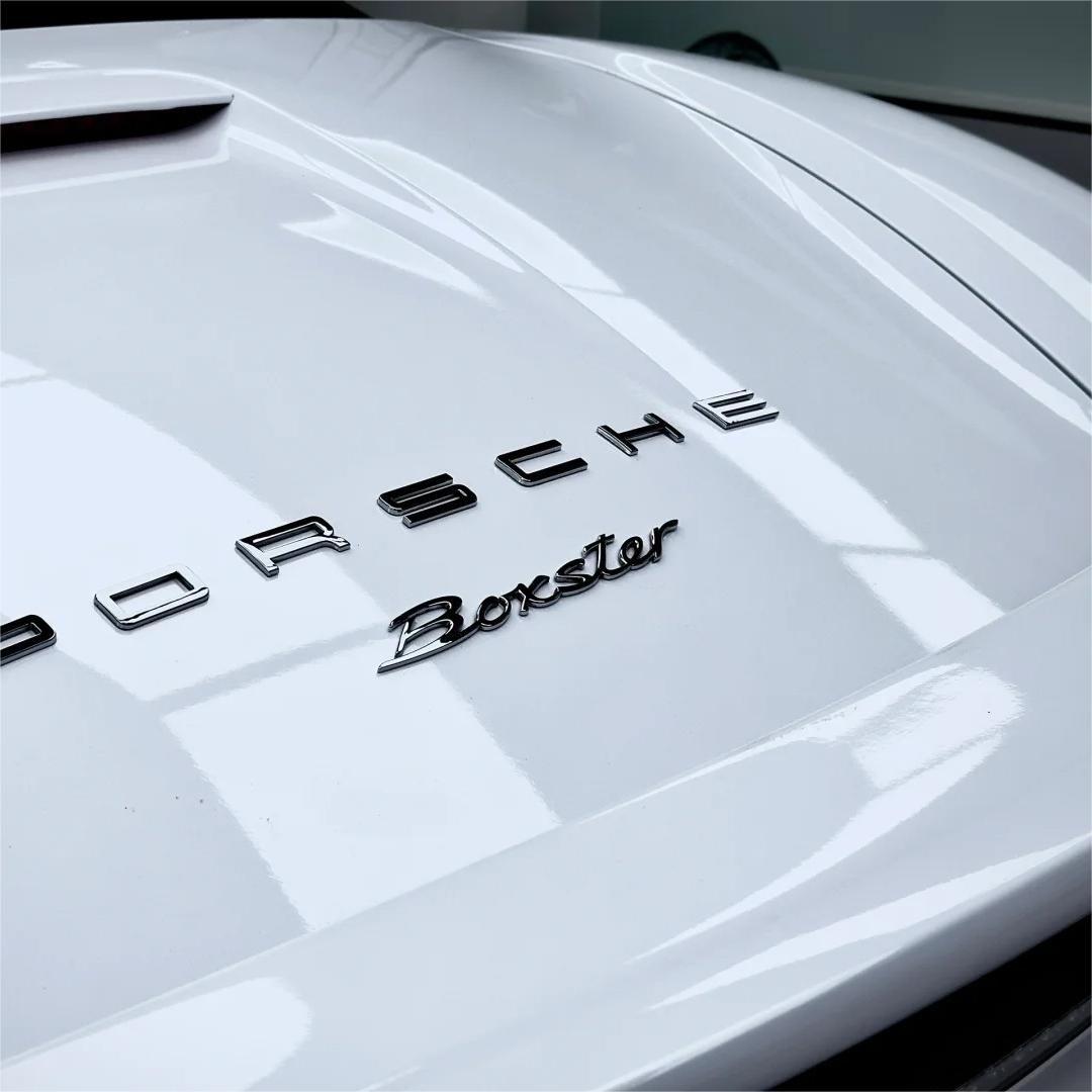 Gloss Crystal White Car Vinyl Wrap  review Typical 04