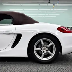 Gloss Crystal White Car Vinyl Wrap  review Typical 02