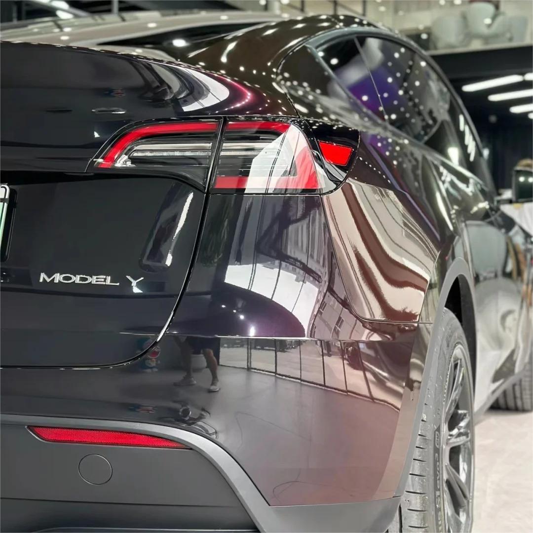 Gloss Diamond Chameleon Black Red Vinyl Wrap review Forth 03