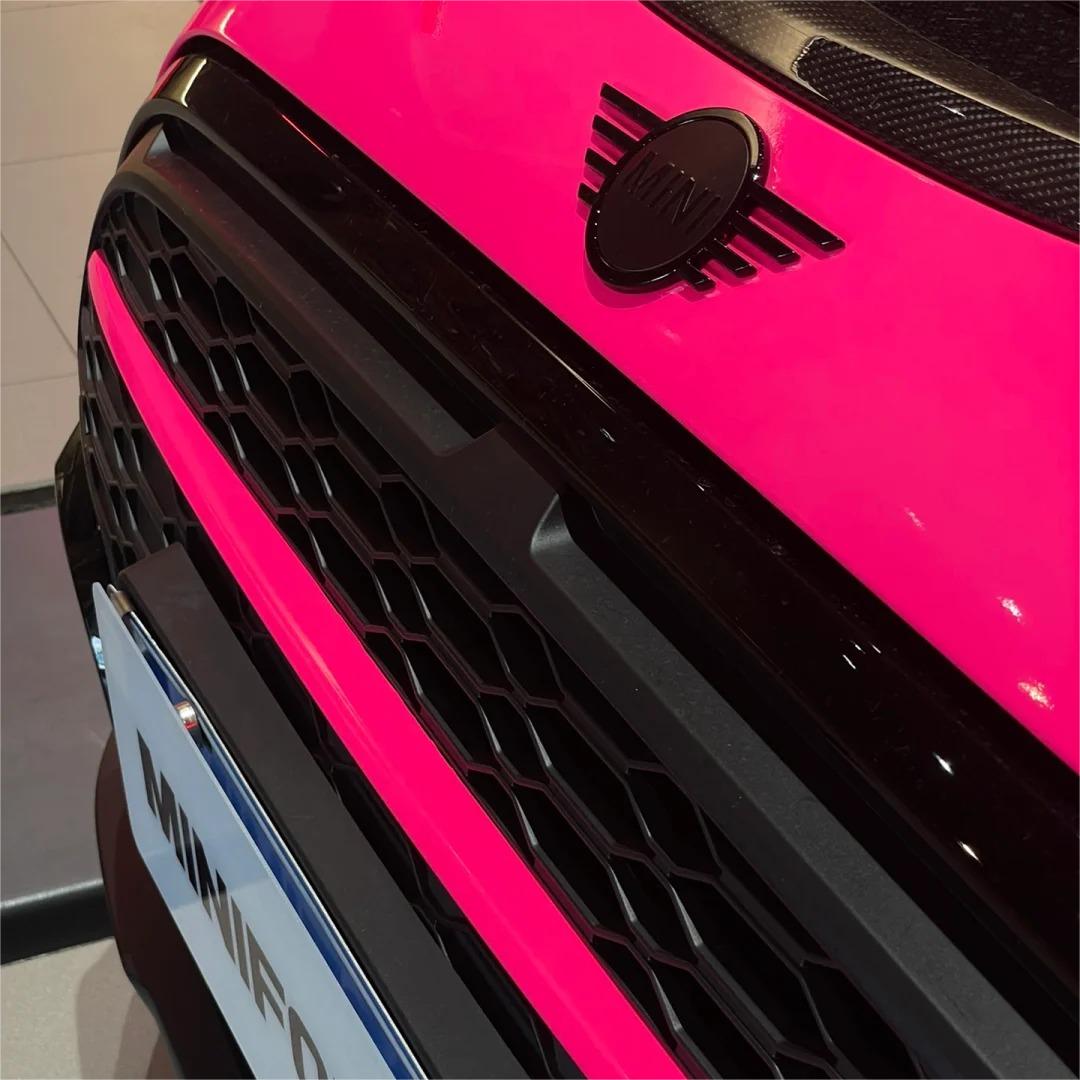 Gloss Fluorescent Pink Car Vinyl Wrap review Seam 03