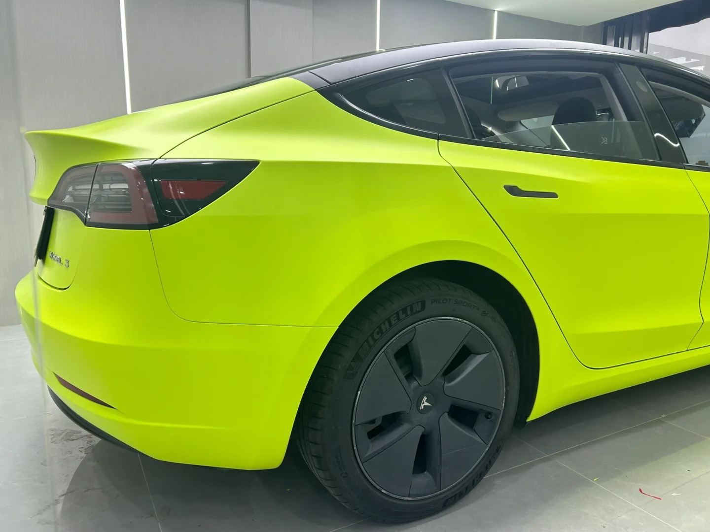 Matte Ultimate Flat Fluorescent Yellow Car Vinyl Wrap PET review Yellow 00