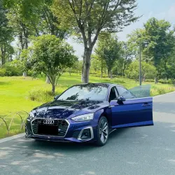Gloss Metallic Dark Blue Car Vinyl Wrap PET | Audi Navarre Blue review Mood 02