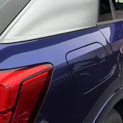 Gloss Metallic Dark Blue Car Vinyl Wrap PET | Audi Navarre Blue review Curves 02