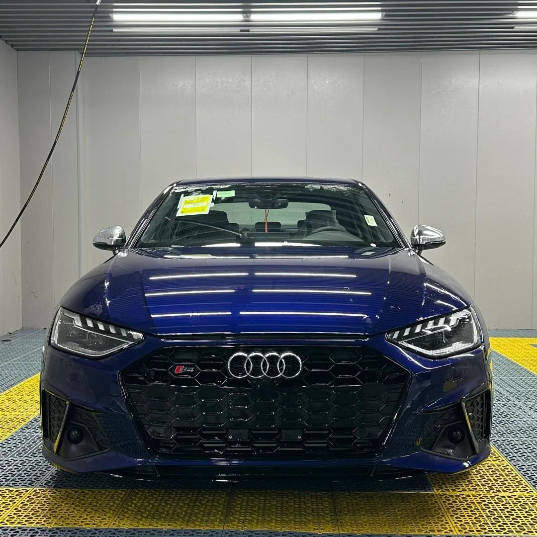 Gloss Metallic Dark Blue Car Vinyl Wrap PET | Audi Navarre Blue review Finish