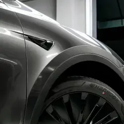 Gloss Metallic Steel Grey Car Vinyl Wrap review Plastics 03