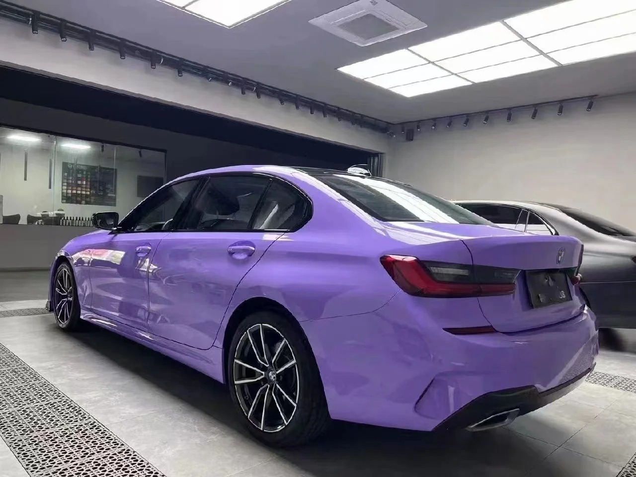 Gloss Lavender Purple Car Vinyl Wrap Tesla BMW PET review Video 03