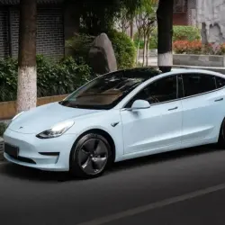 Ultimate Flat Light Blue Car Vinyl Wrap review Light 02