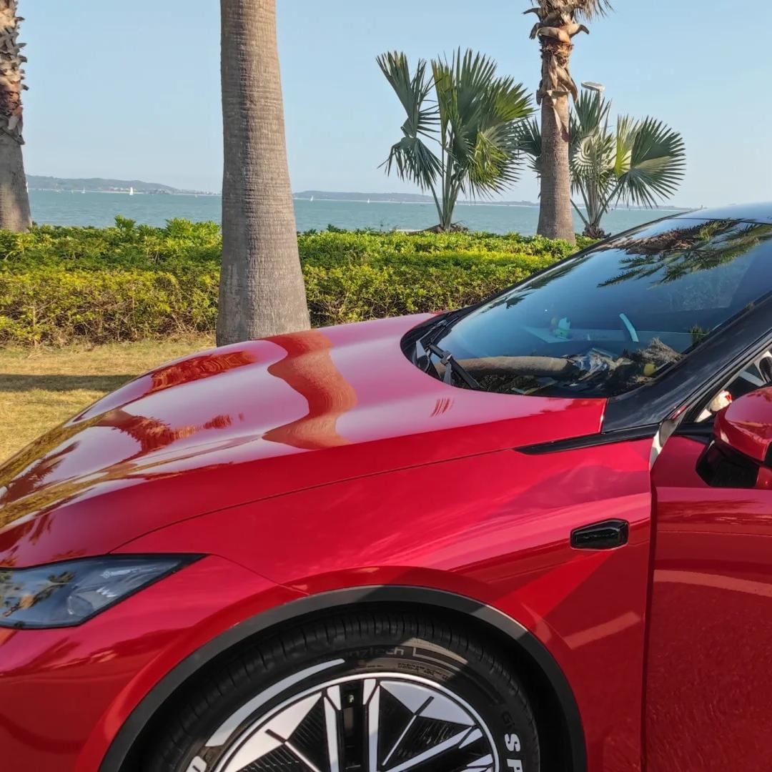 Gloss Metallic Vampire Red Car Vinyl Wrap Paper Backing  review Liquid 02