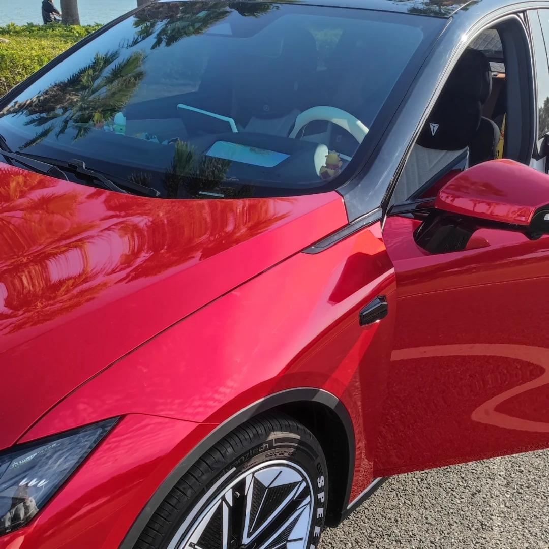 Gloss Metallic Vampire Red Car Vinyl Wrap Paper Backing  review Liquid 01