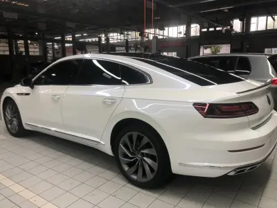 Gloss Metallic Chameleon Blue White Car Vinyl Wrap review Blue 02