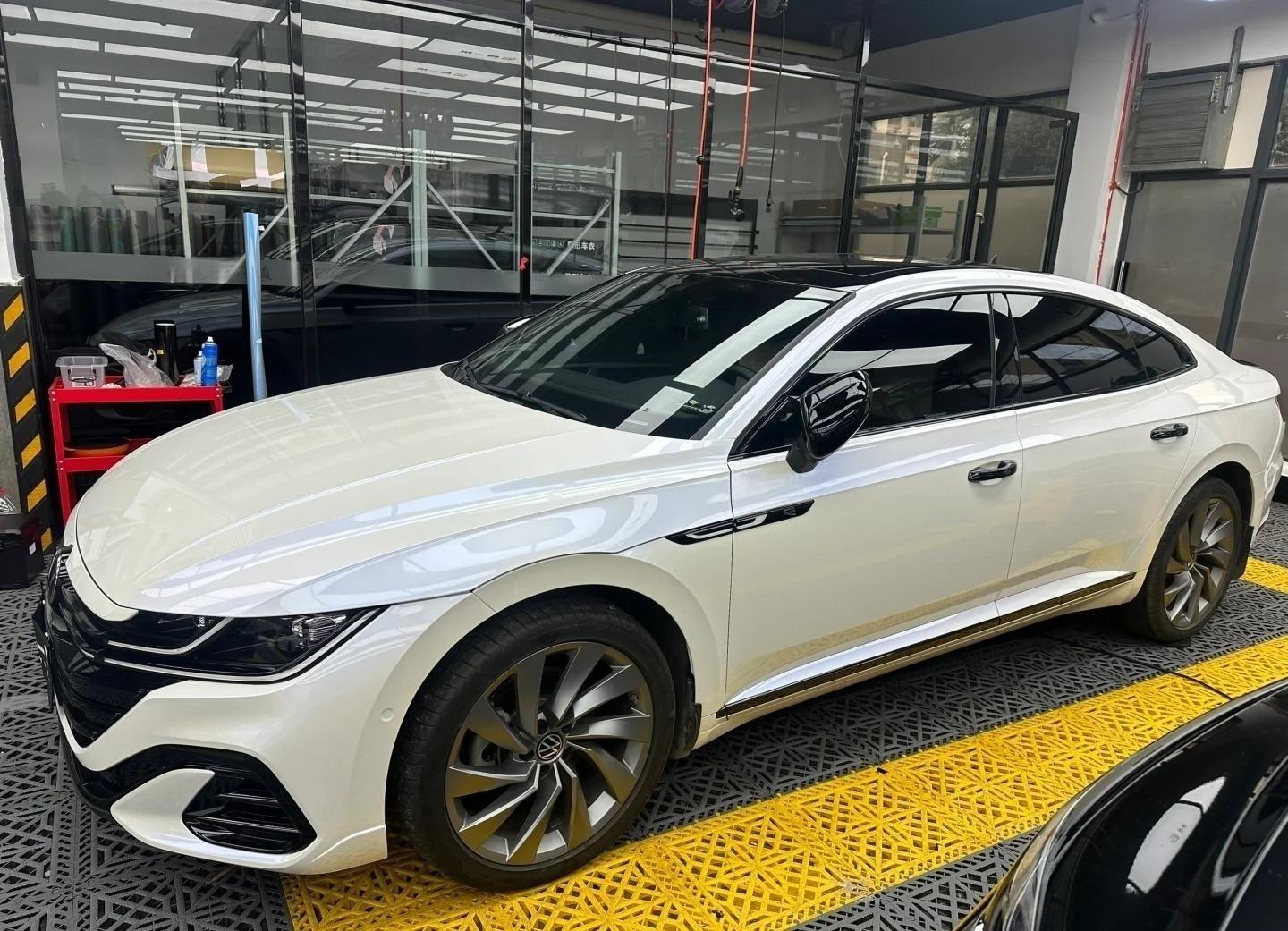 Gloss Metallic Chameleon Blue White Car Vinyl Wrap PET review Blue 01