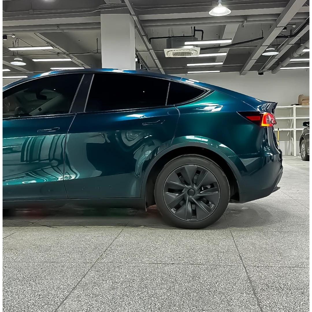 Gloss British Racing Green Car Vinyl Wrap review Blackish 02