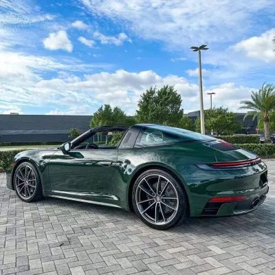 Gloss Crystal Dark Green Car Vinyl Wrap PET review Perfect 01